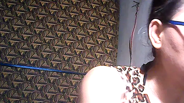 sweetsosie18 online show from 07-09-26, 12:37