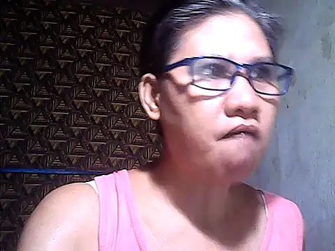 sweetsosie18 online show from 07-10-26, 10:51