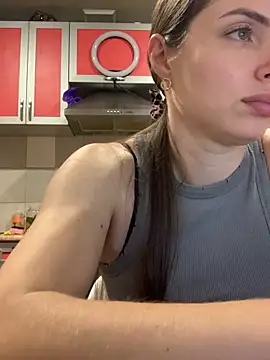 SeducingYoghourt online show from 02-18-26, 04:58