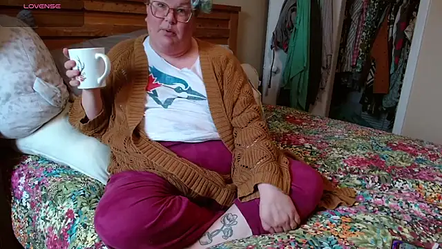 PotOfGreer online show from 04-15-26, 05:31