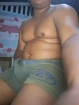 Efrain2090 online show from 03-01-25, 10:24