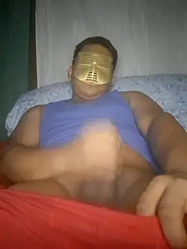 Efrain2090 online show from 09-30-25, 07:57