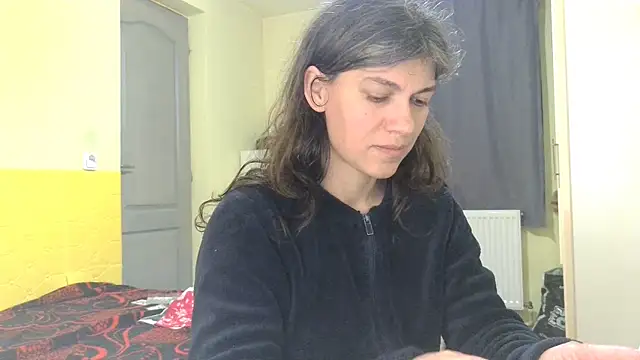 Snapshot of MercyLove chatting on 03-21-26, 04:10 MercyLove online show from 03-21-26, 04:10