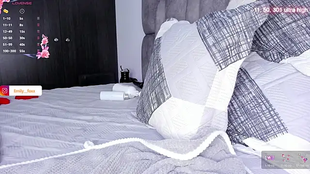 emily fox1 online show from 03-10-26, 10:42