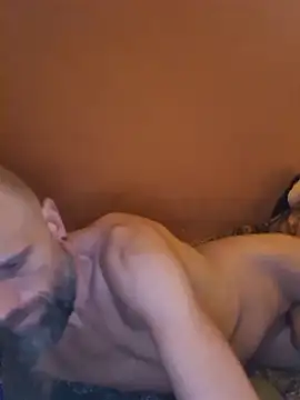 Snapshot of Ladyshaker82 chatting on 12-04-25, 12:09 Ladyshaker82 online show from 12-04-25, 12:09