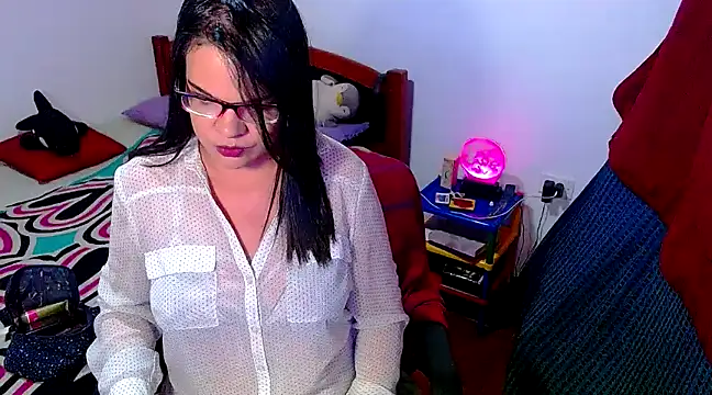 luchiana hott21 online show from 03-21-25, 08:18