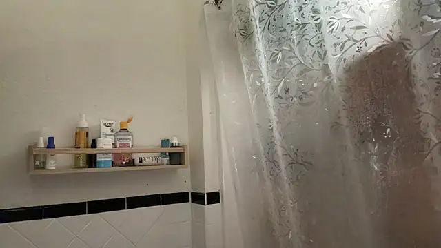 dreamyriri online show from 02-18-26, 09:44