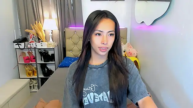 reighnempress online show from 03-22-25, 02:16