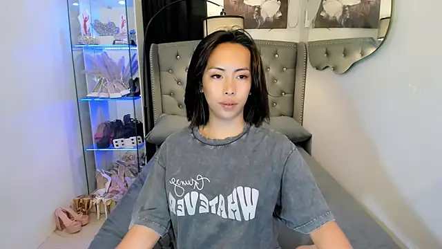 Snapshot of reighnempress chatting on 02-18-26, 12:50 reighnempress online show from 02-18-26, 12:50