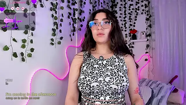 Samii Evans online show from 04-12-26, 03:33