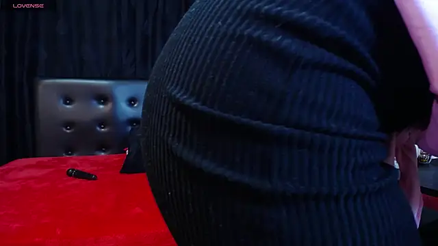 Miss ellien online show from 02-26-26, 02:05