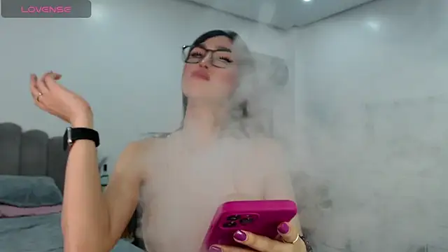 Snapshot of LoveMarieFoxxx chatting on 10-15-25, 07:14 LoveMarieFoxxx online show from 10-15-25, 07:14