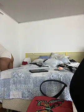 Snapshot of Juliana_News chatting on 12-02-25, 05:02 Juliana News online show from 12-02-25, 05:02