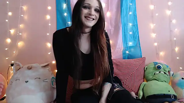 Snapshot of LilyLickt chatting on 01-06-25, 06:20 LilyLickt online show from 01-06-25, 06:20