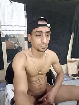 Snapshot of highguy chatting on 01-30-25, 01:53 highguy online show from 01-30-25, 01:53