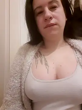 Tinka-Bella-Privat online show from 04-16-26, 04:02