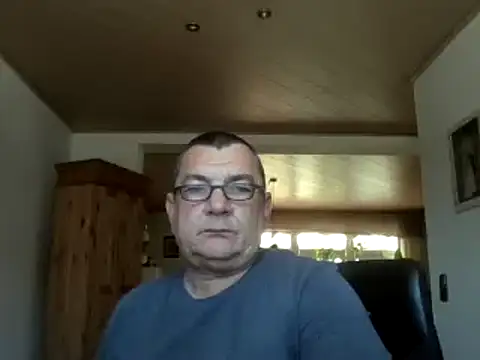 Nobbie444 online show from 05-25-26, 11:05