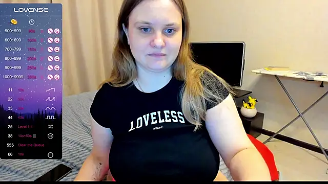 AlanaBrox online show from 03-19-25, 09:05