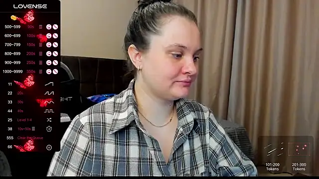 AlanaBrox online show from 11-25-25, 10:54