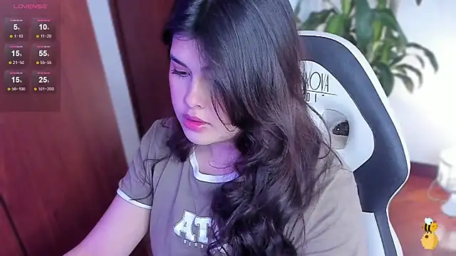 Alyaa s online show from 01-18-25, 09:34