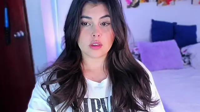 Alyaa s online show from 02-13-25, 01:40