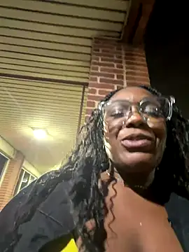 TilaTotti online show from 12-17-25, 05:02