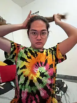 MarieLoveGlamorous online show from 02-26-26, 01:43