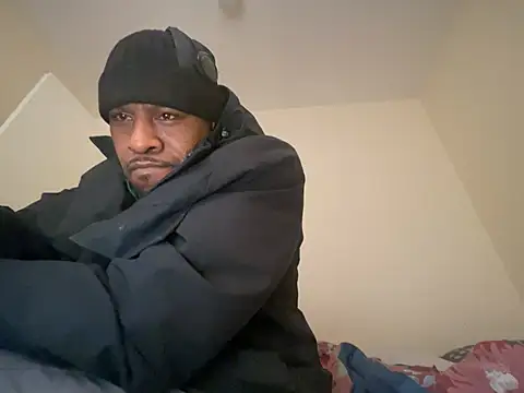 CuzzyB69 online show from 02-22-25, 12:51