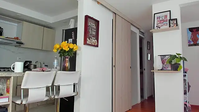 karlye 5 online show from 04-16-26, 09:39