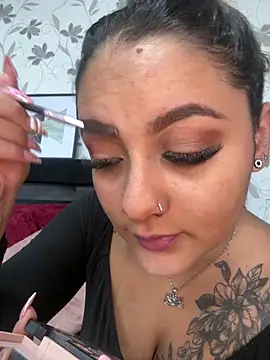 Emiily W online show from 12-16-25, 09:25