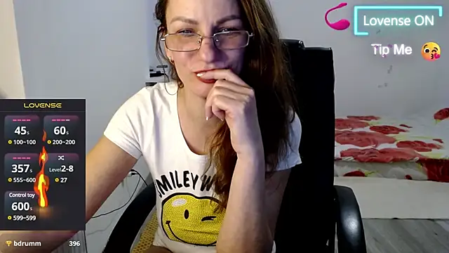 Snapshot of Masha-Mashenka1 chatting on 02-22-25, 03:14 Masha-Mashenka1 online show from 02-22-25, 03:14