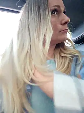 Bondgirl 013 online show from 11-27-25, 01:35