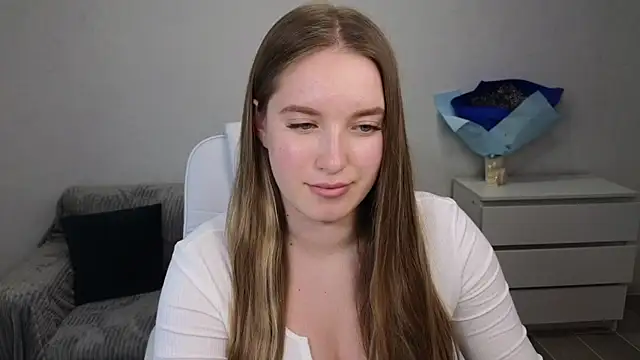 EvaMaddison online show from 01-08-25, 06:20