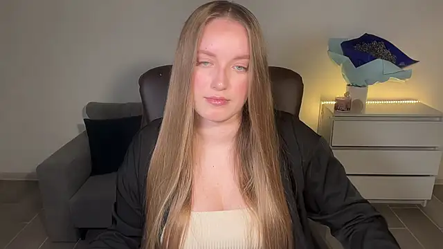 EvaMaddison online show from 06-28-26, 09:10
