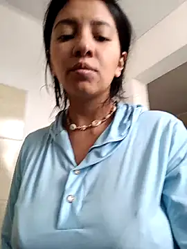 Snapshot of _AmyPresley_ chatting on 08-04-26, 01:36 AmyPresley online show from 08-04-26, 01:36