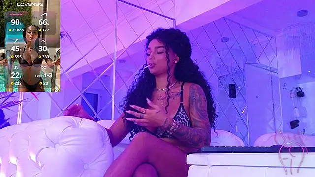 KimiBrown online show from 11-25-25, 10:15