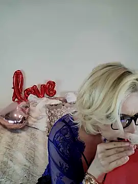 AureliaDoux online show from 02-11-25, 07:27