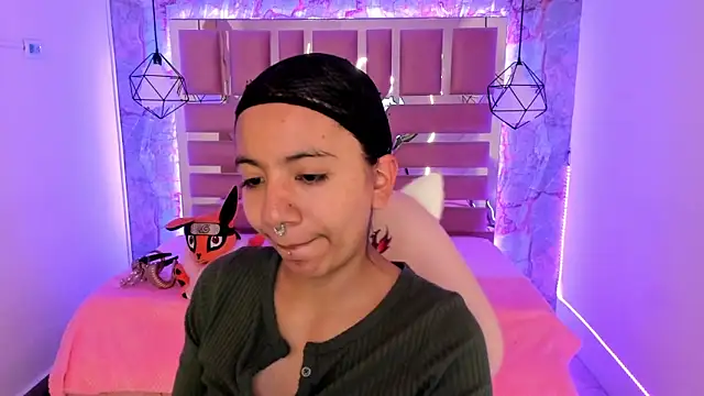 Nami usagi online show from 01-17-25, 12:31