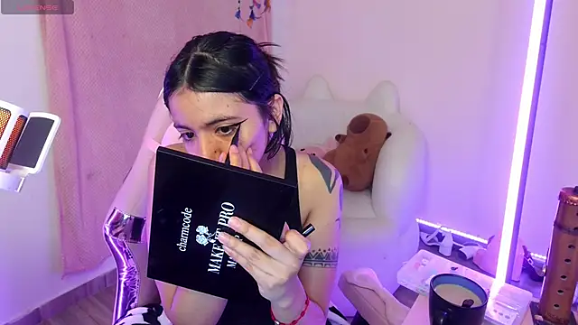 Nami usagi online show from 09-21-25, 04:52