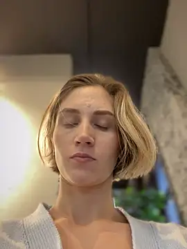 Feral berry 8133 online show from 01-05-25, 07:07