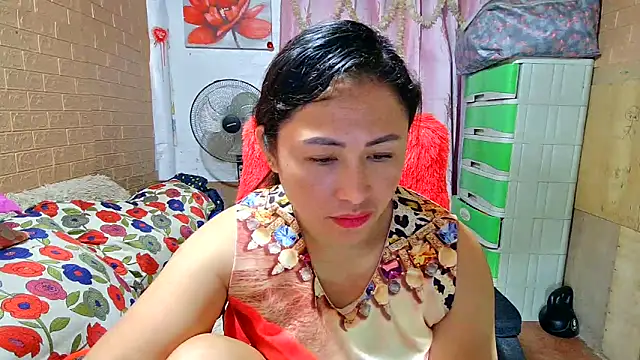 Snapshot of M_e_c_e_l chatting on 03-14-25, 08:17 M e c e l online show from 03-14-25, 08:17