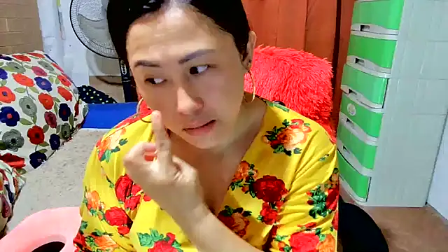 Snapshot of M_e_c_e_l chatting on 09-19-25, 09:48 M e c e l online show from 09-19-25, 09:48