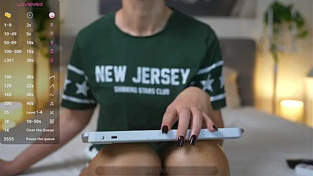 Snapshot of Lorettelorena chatting on 12-24-24, 07:55 Lorettelorena online show from 12-24-24, 07:55