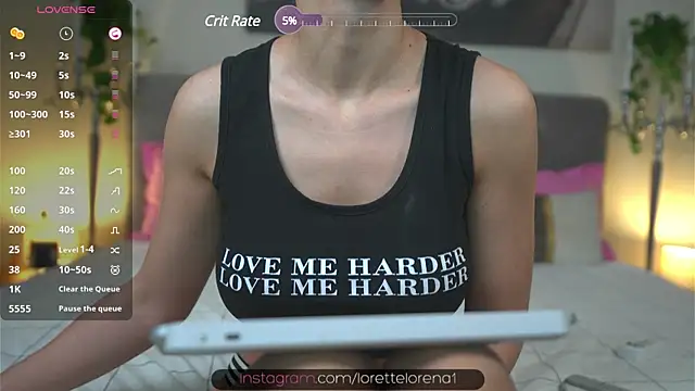 Snapshot of Lorettelorena chatting on 01-20-25, 08:18 Lorettelorena online show from 01-20-25, 08:18