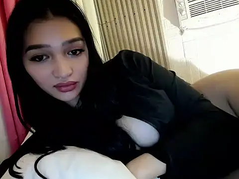  caroline69 online show from 01-28-25, 04:18