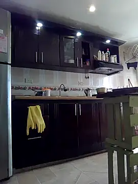 Diosasky online show from 10-26-25, 02:12