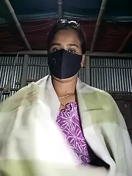 Snapshot of Sexy-Binita chatting on 02-05-26, 01:32 Sexy-Binita online show from 02-05-26, 01:32