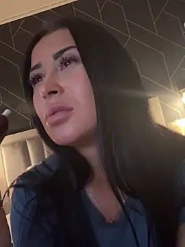 EmyLaveau online show from 03-11-25, 03:12