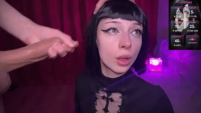 Snapshot of Handsomepure chatting on 01-06-25, 12:16 Handsomepure online show from 01-06-25, 12:16