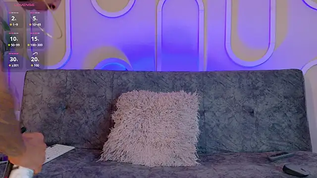 Snapshot of Sweet_Alessandre chatting on 07-08-26, 07:40 Sweet Alessandre online show from 07-08-26, 07:40